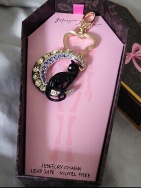Betsey Johnson Cat Moon Charm BNIB